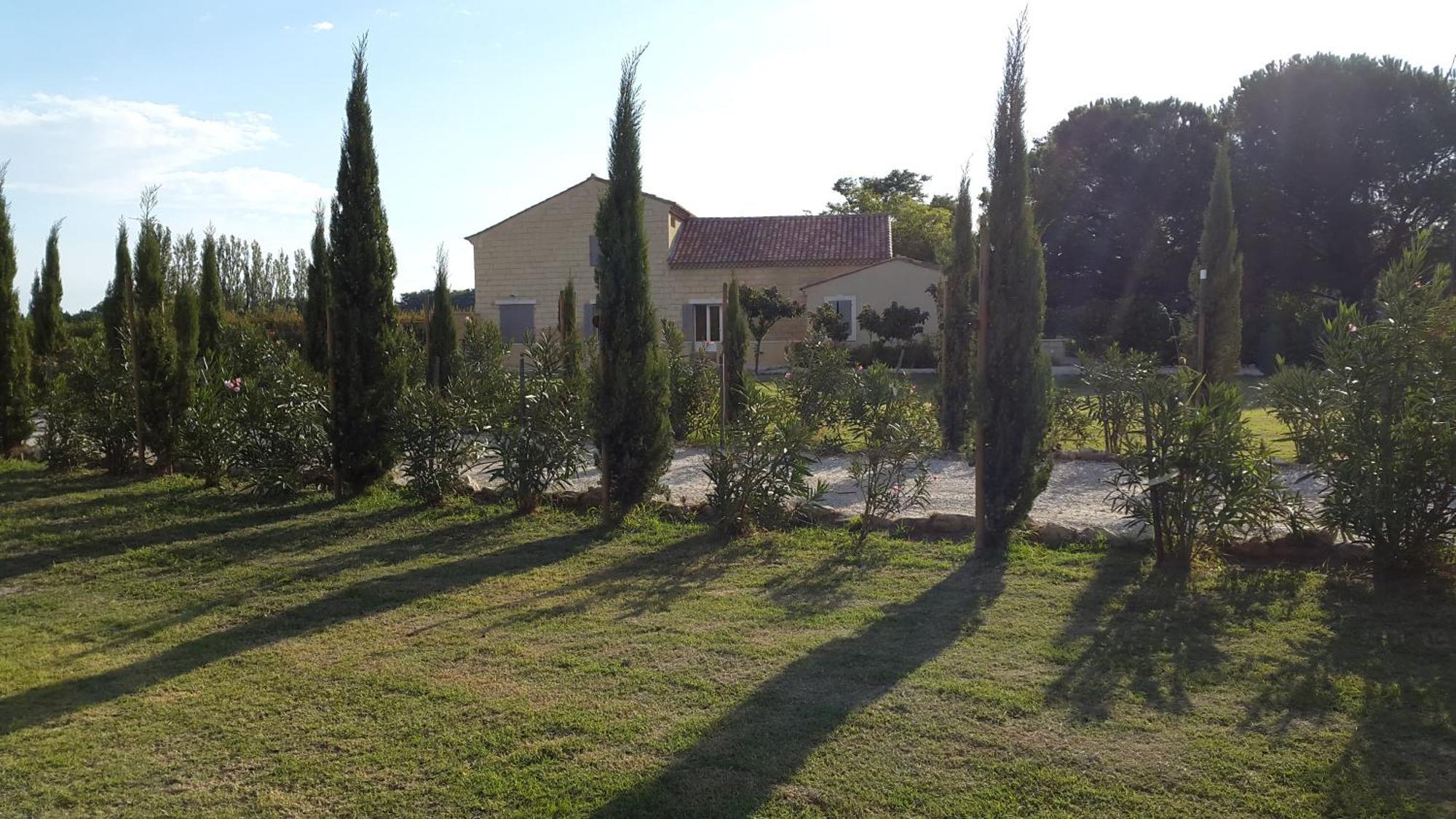 Le Mas De Guiguite Mézoargues Buitenkant foto